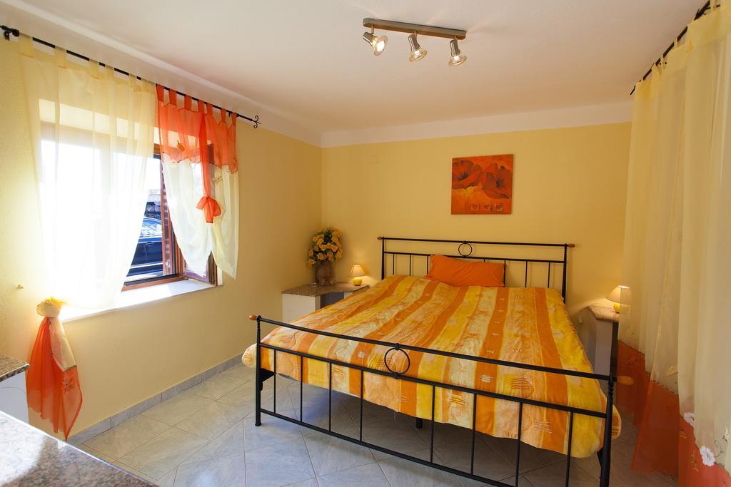 Villa Mir Polje  Extérieur photo